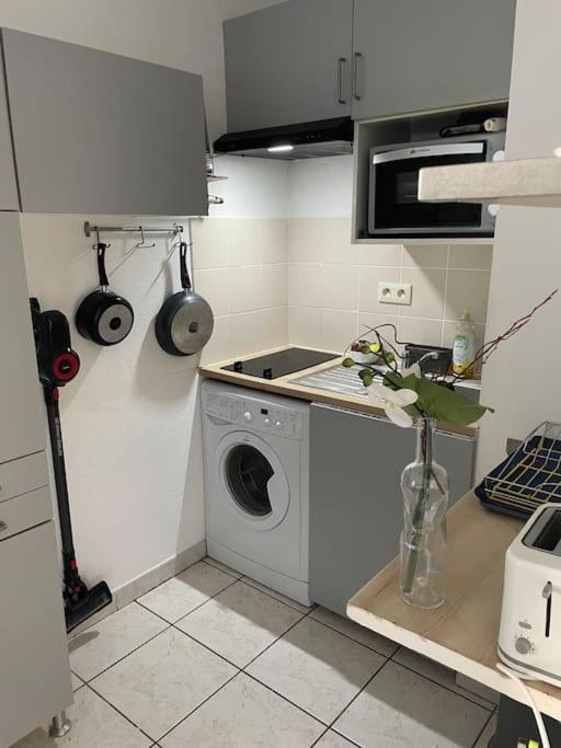 Appt Lumineux, Piscine, Wifi Apartamento Montpellier Exterior foto